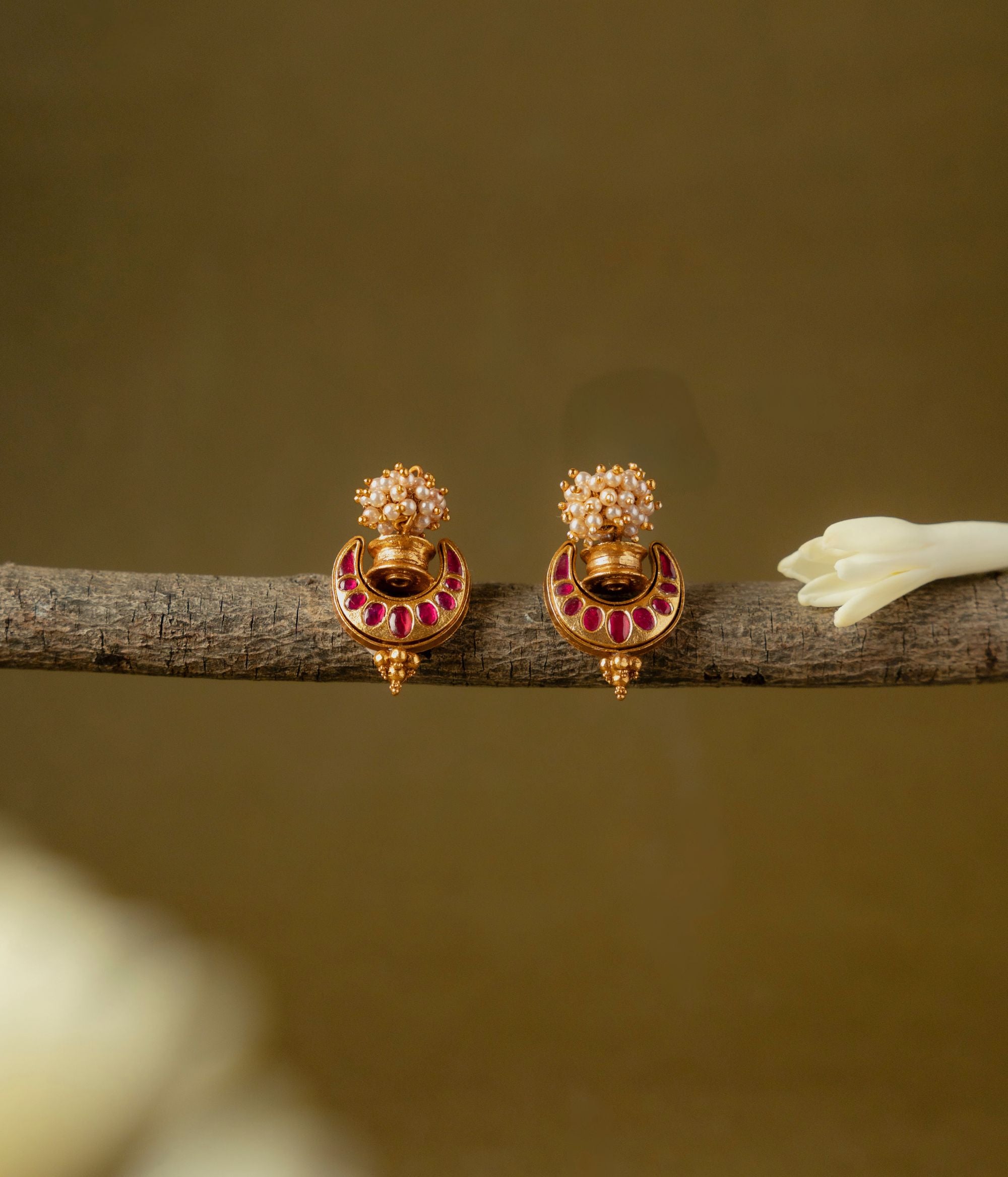 Luxury-silver-jewellery-earrings-Chennai.jpg