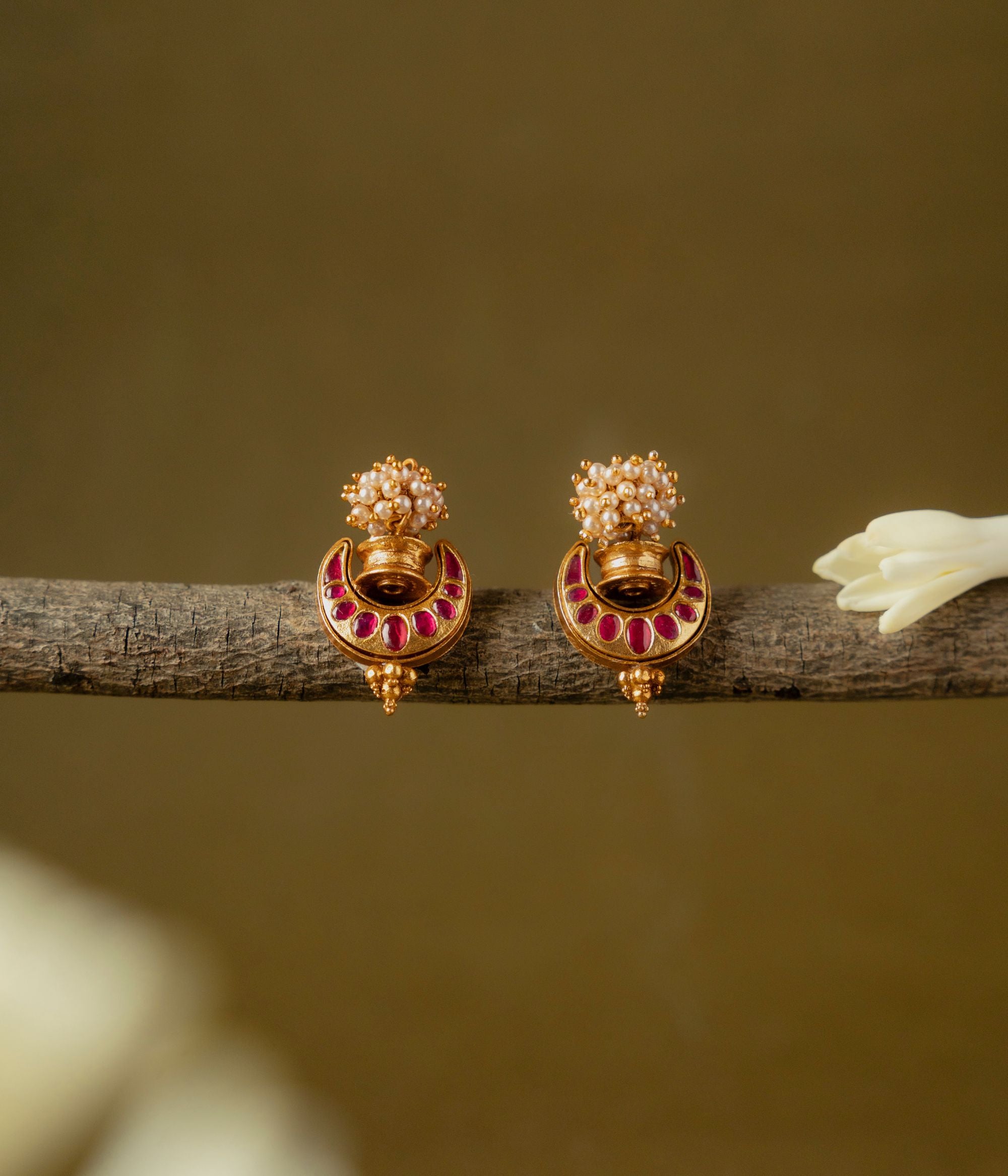 Handcrafted-silver-jewellery-earrings-Chennai.jpg