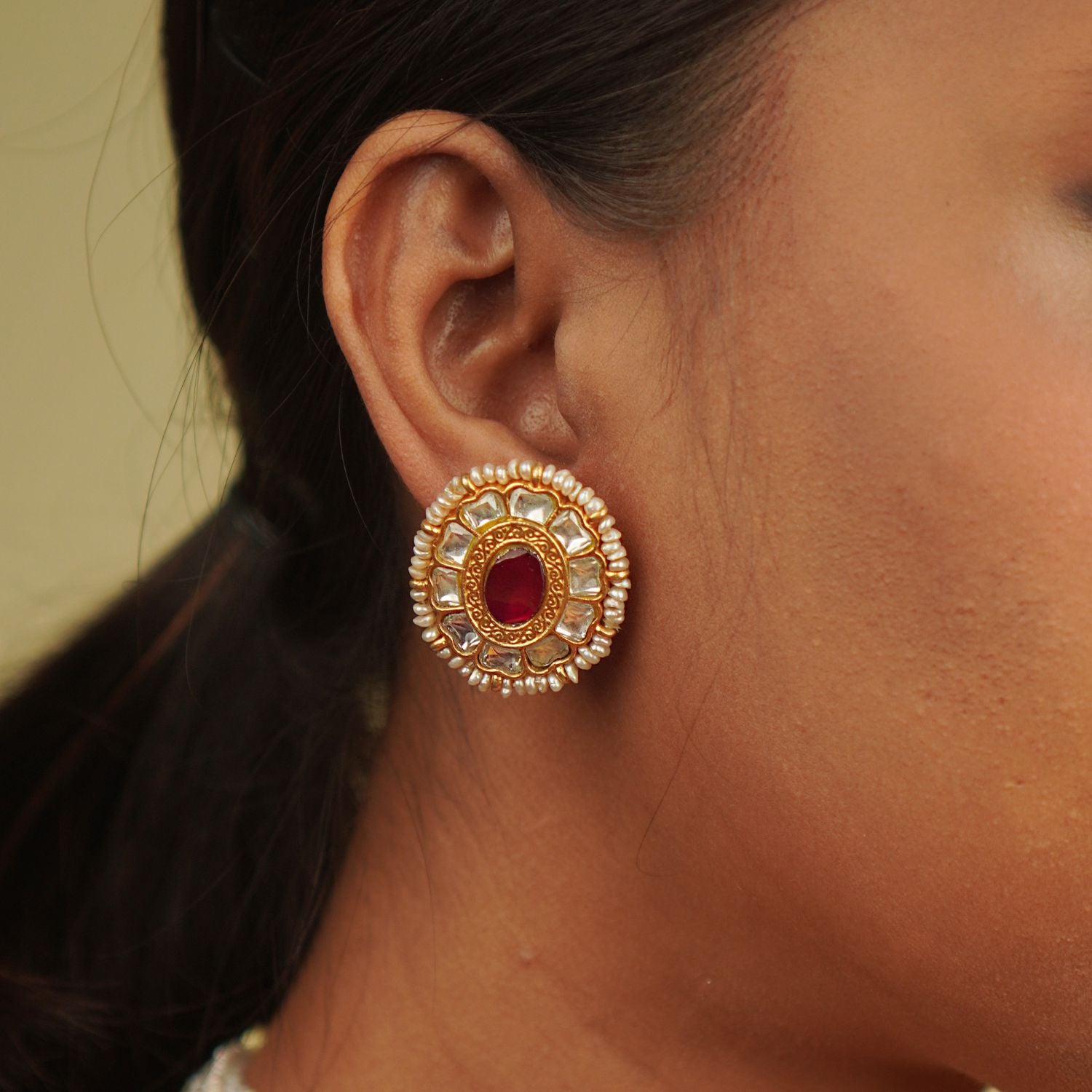 Ala Round Red Stone with Kundan Earrings