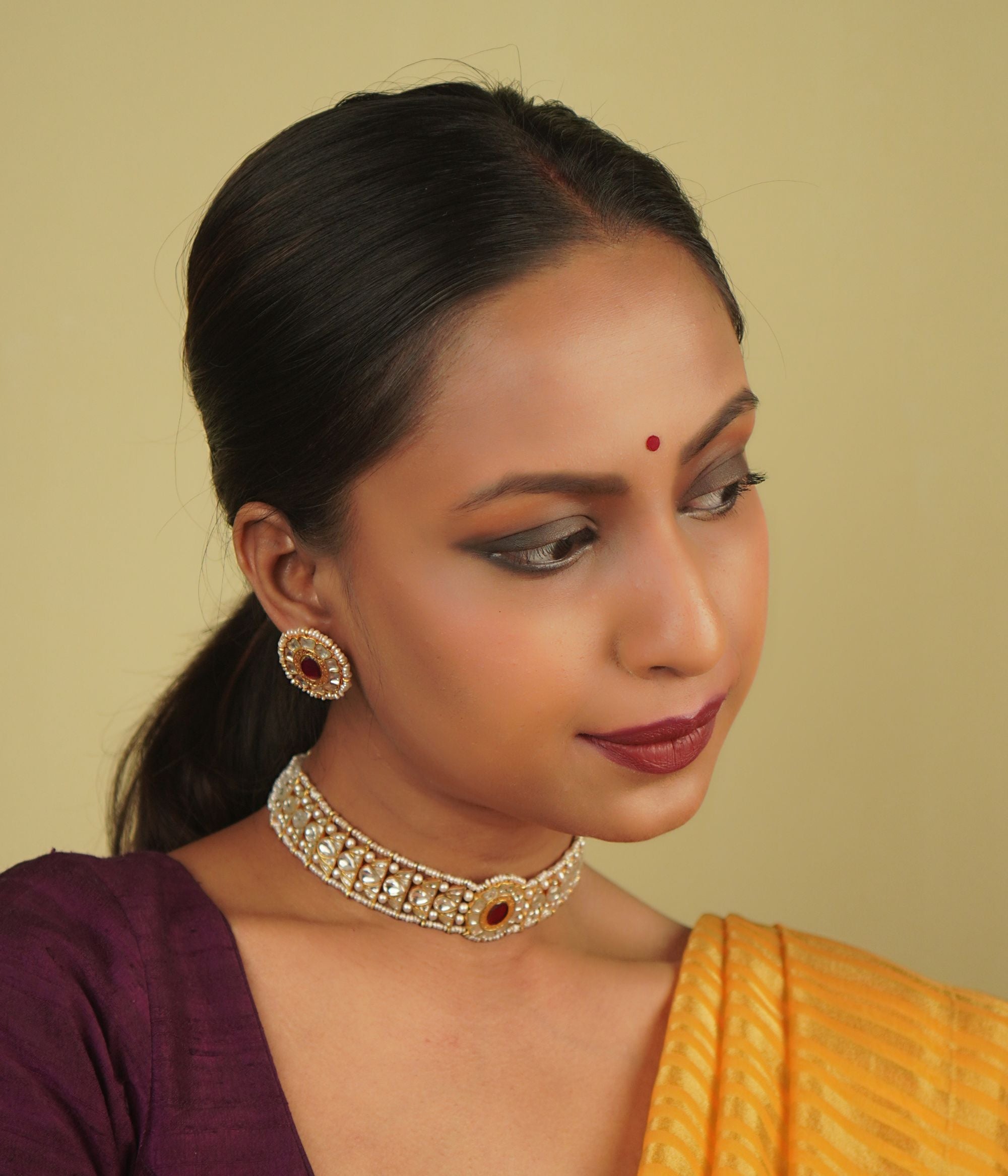 Ala Round Red Stone with Kundan Earrings