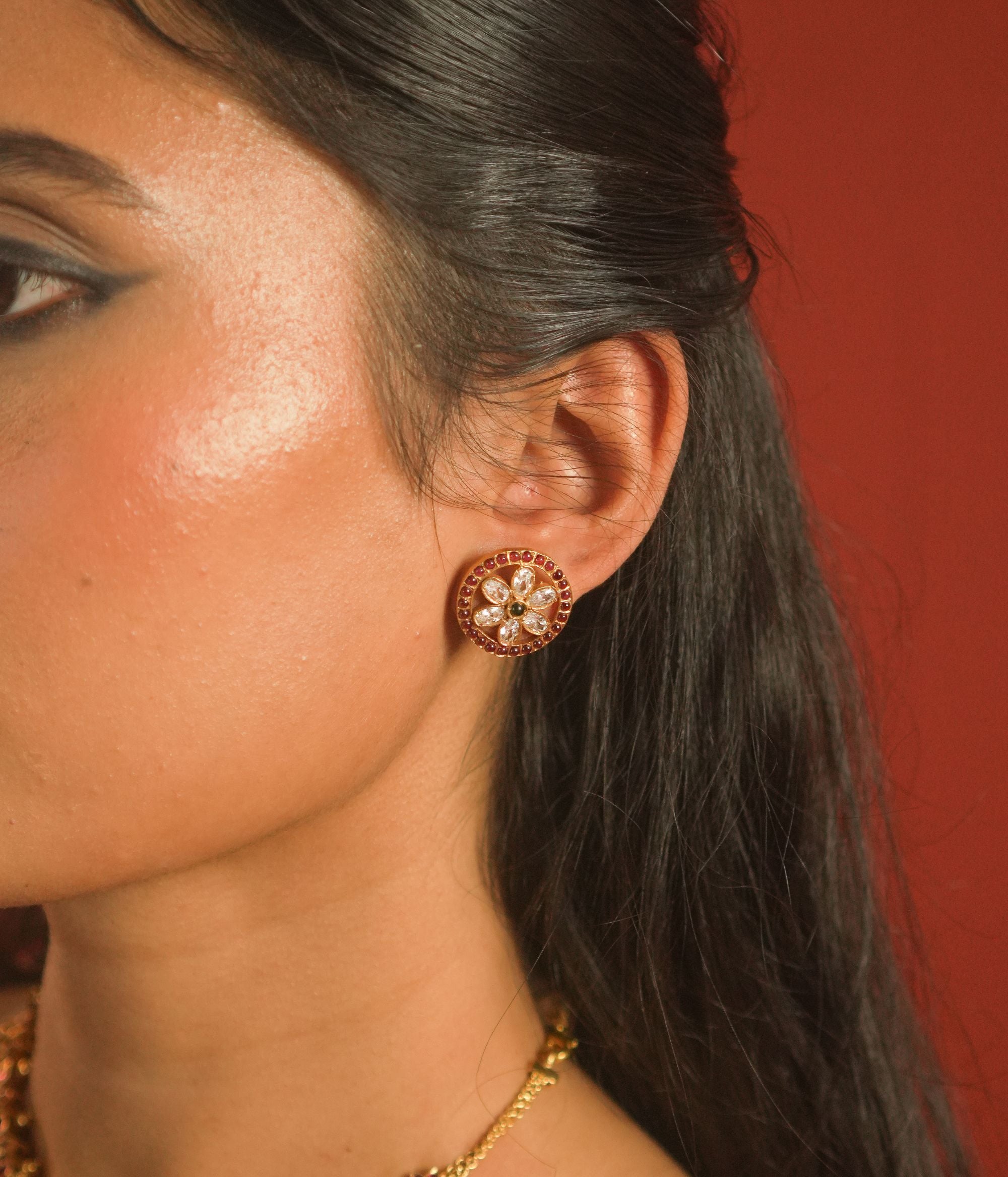 Luxury-silver-jewellery-studs-Chennai.jpg
