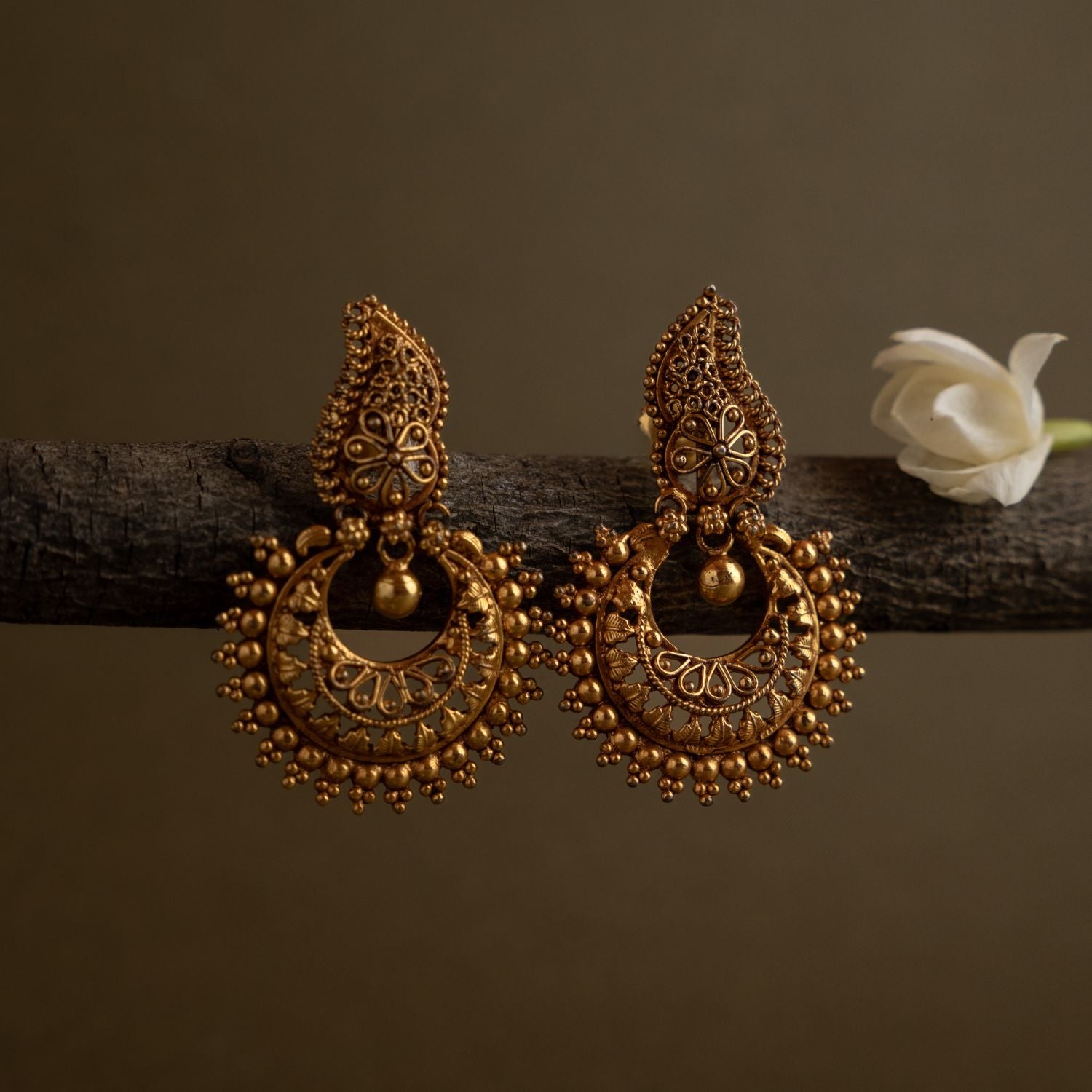 Traditional-silver-jewellery-earrings-Chennai.jpg