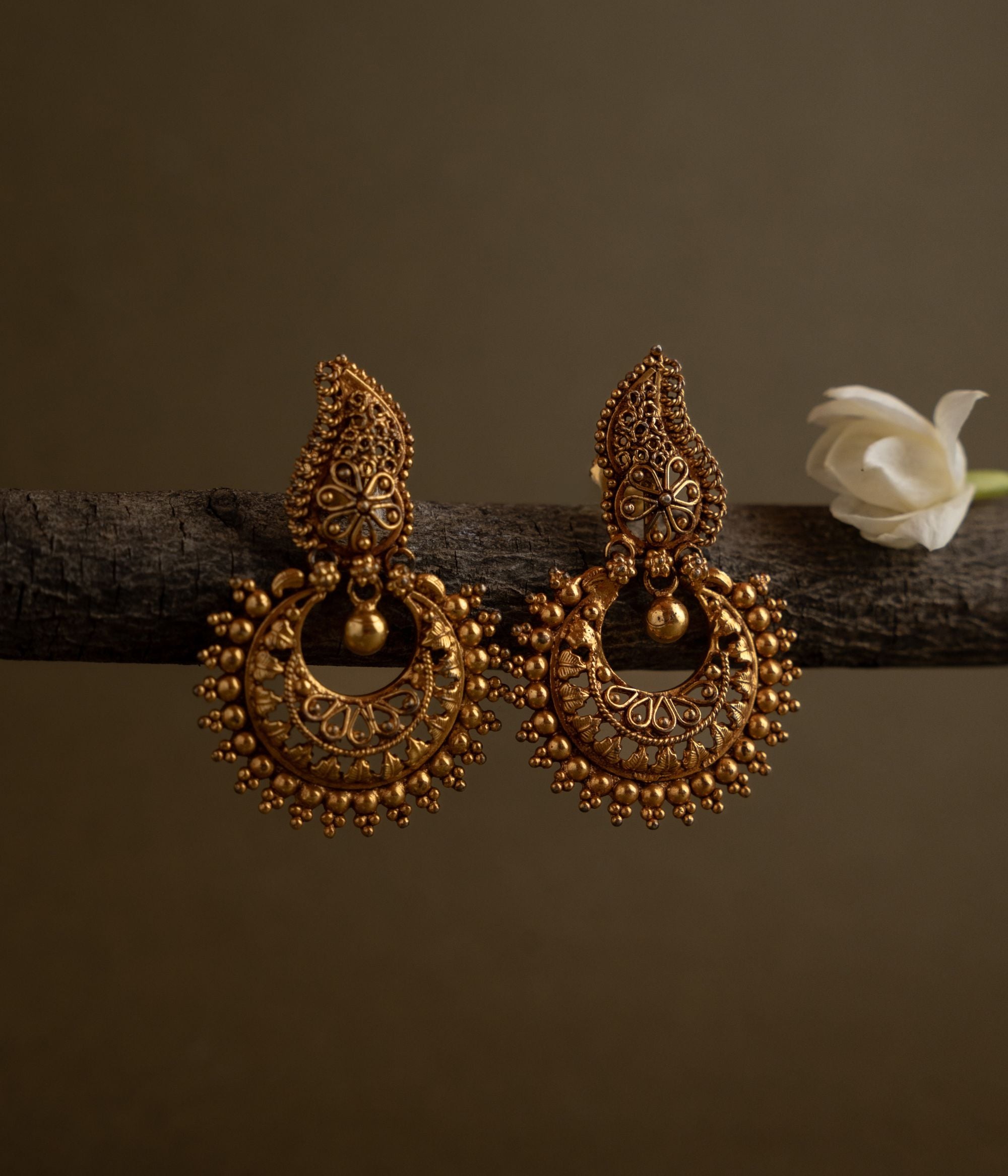 Luxury-silver-jewellery-earrings-Chennai.jpg