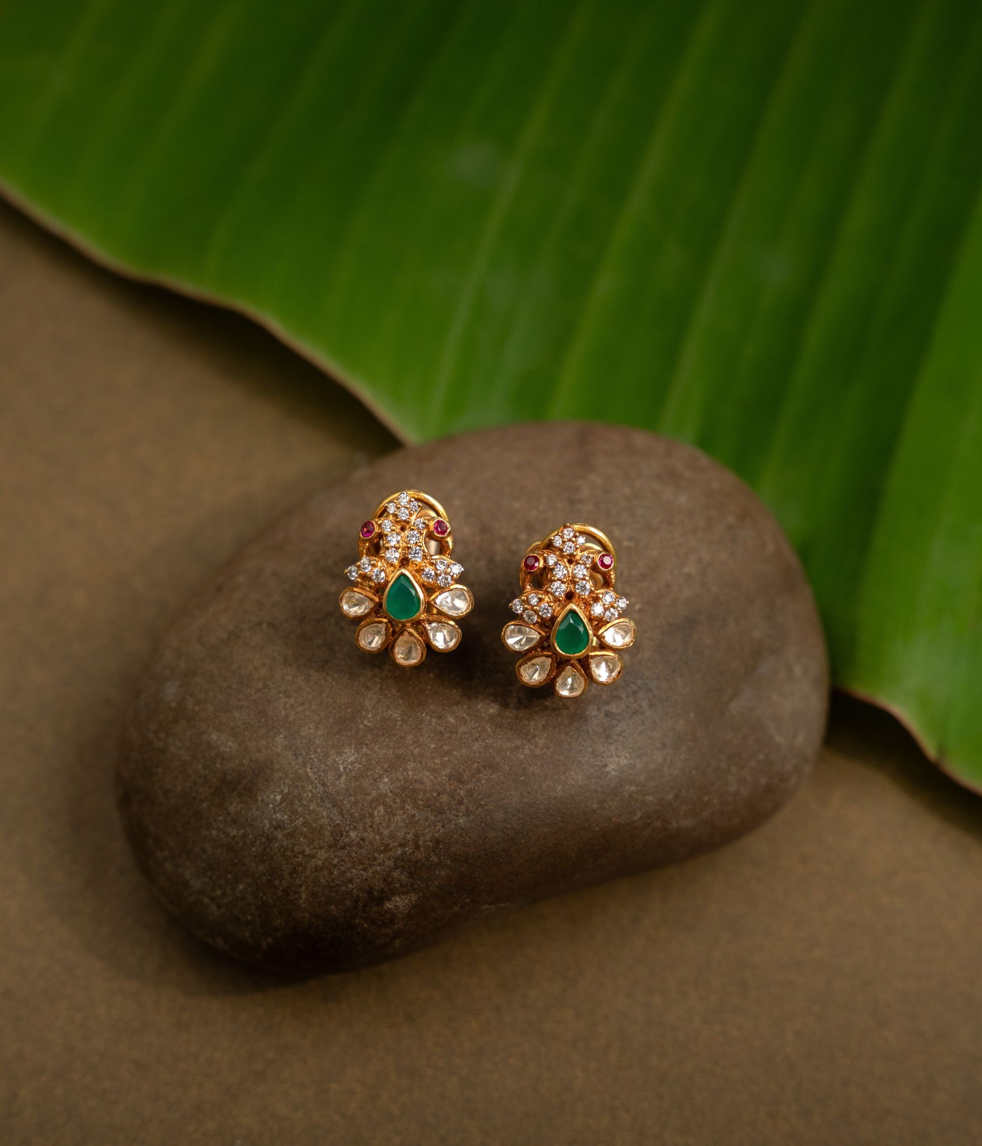 Exquisite-silver-jewellery-studs-Chennai.jpg