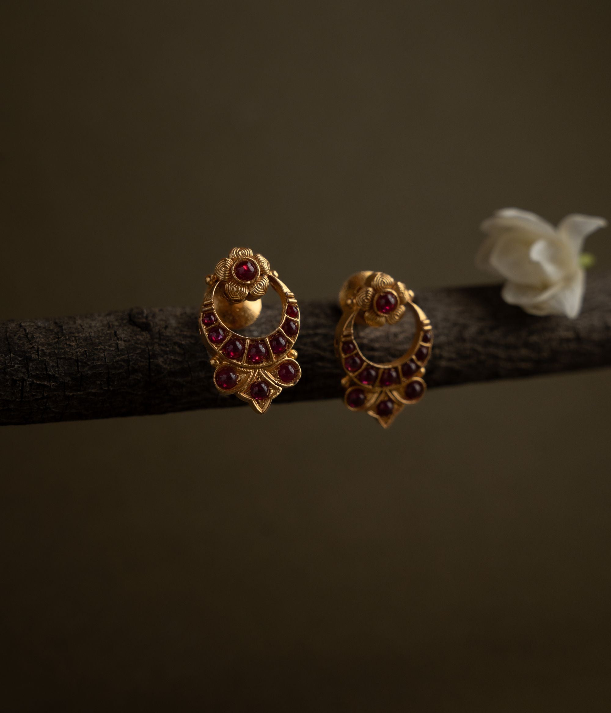 Luxury-silver-jewellery-earrings-Chennai.jpg