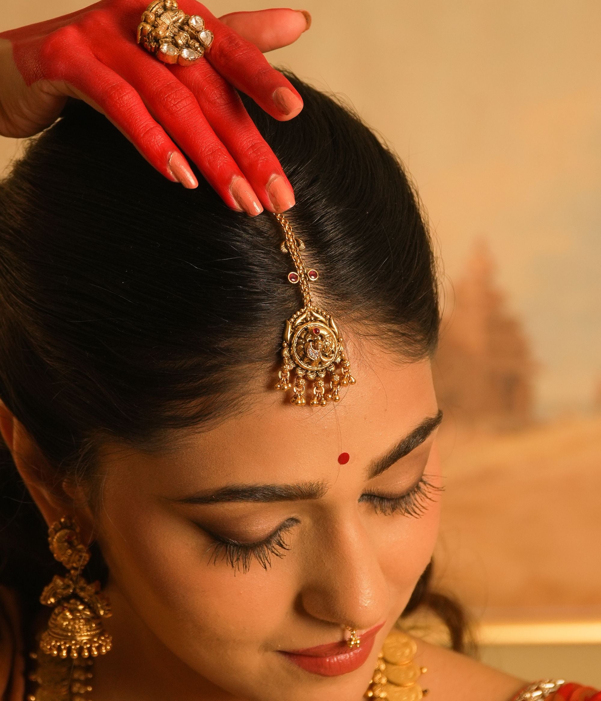 Handcrafted-silver-jewellery-tikka-Chennai.jpg