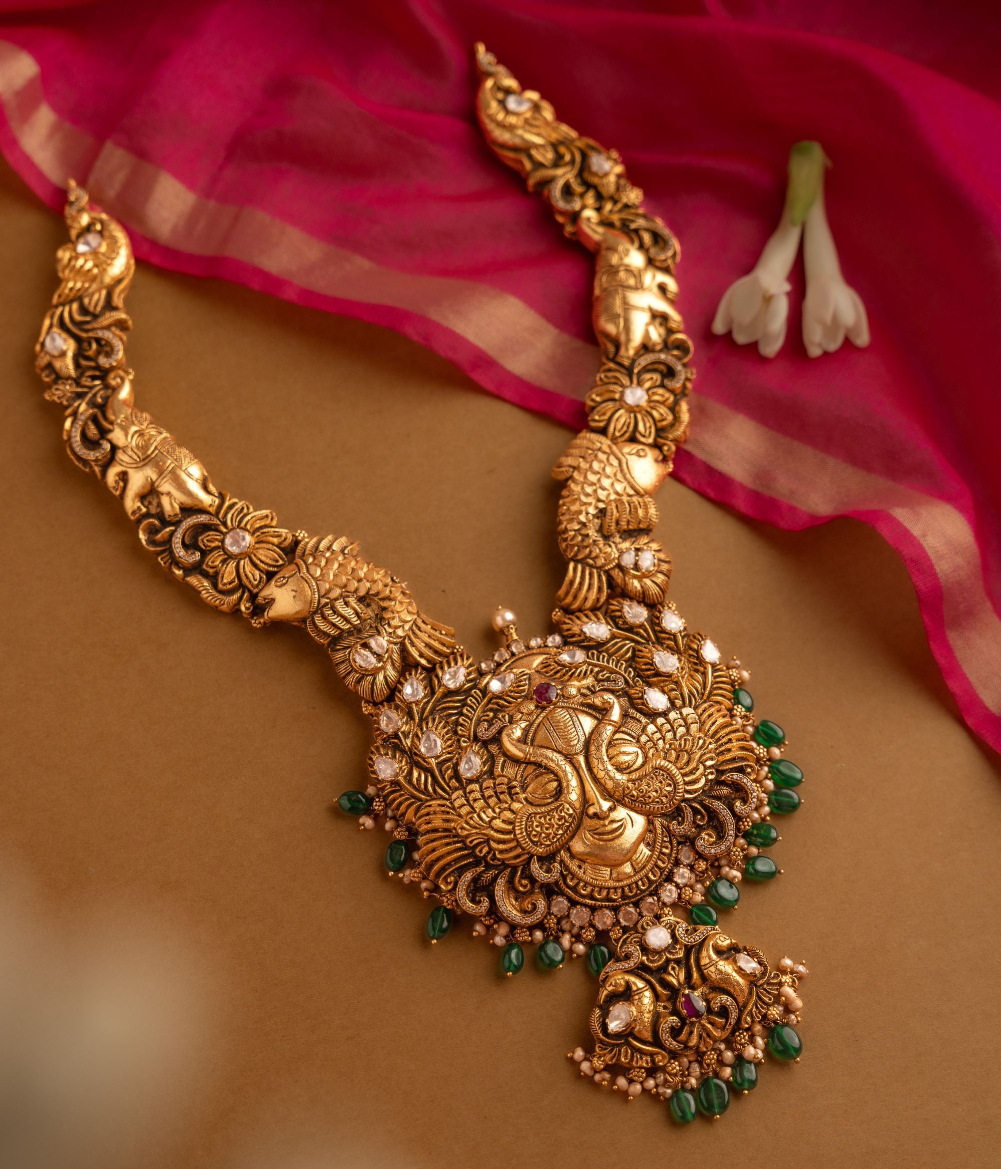 Handcrafted-silver-jewellery-necklace-Chennai.jpg