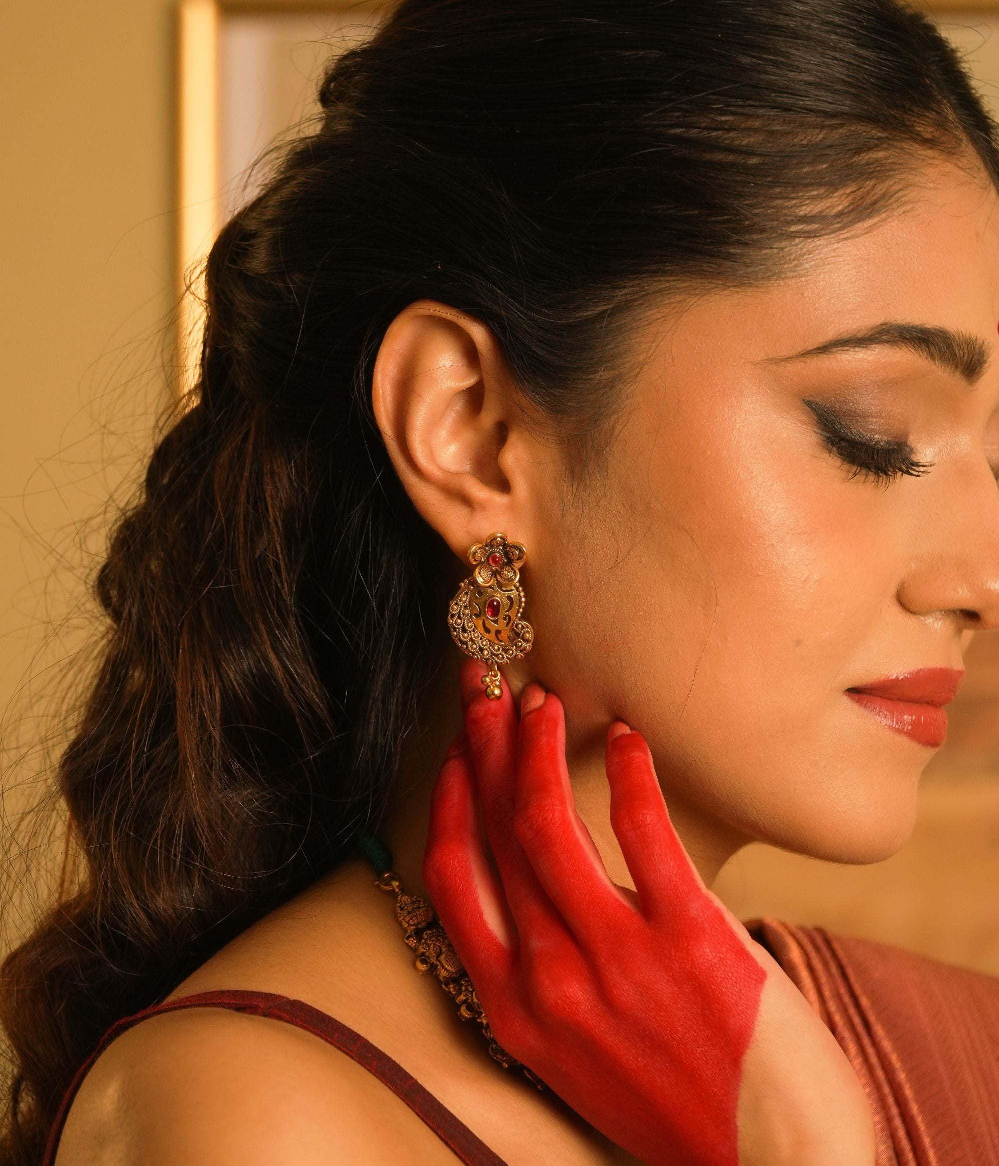 Handcrafted-silver-jewellery-earrings-Chennai.jpg