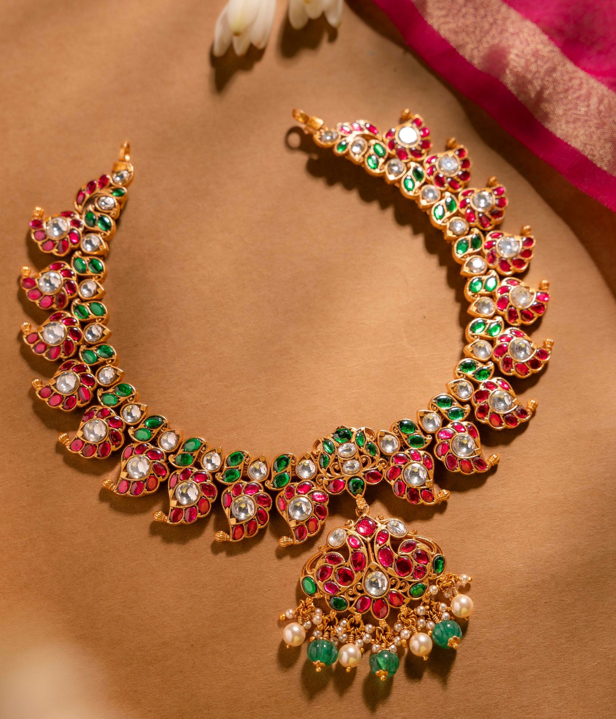 Exquisite-silver-jewellery-necklace-Chennai.jpg