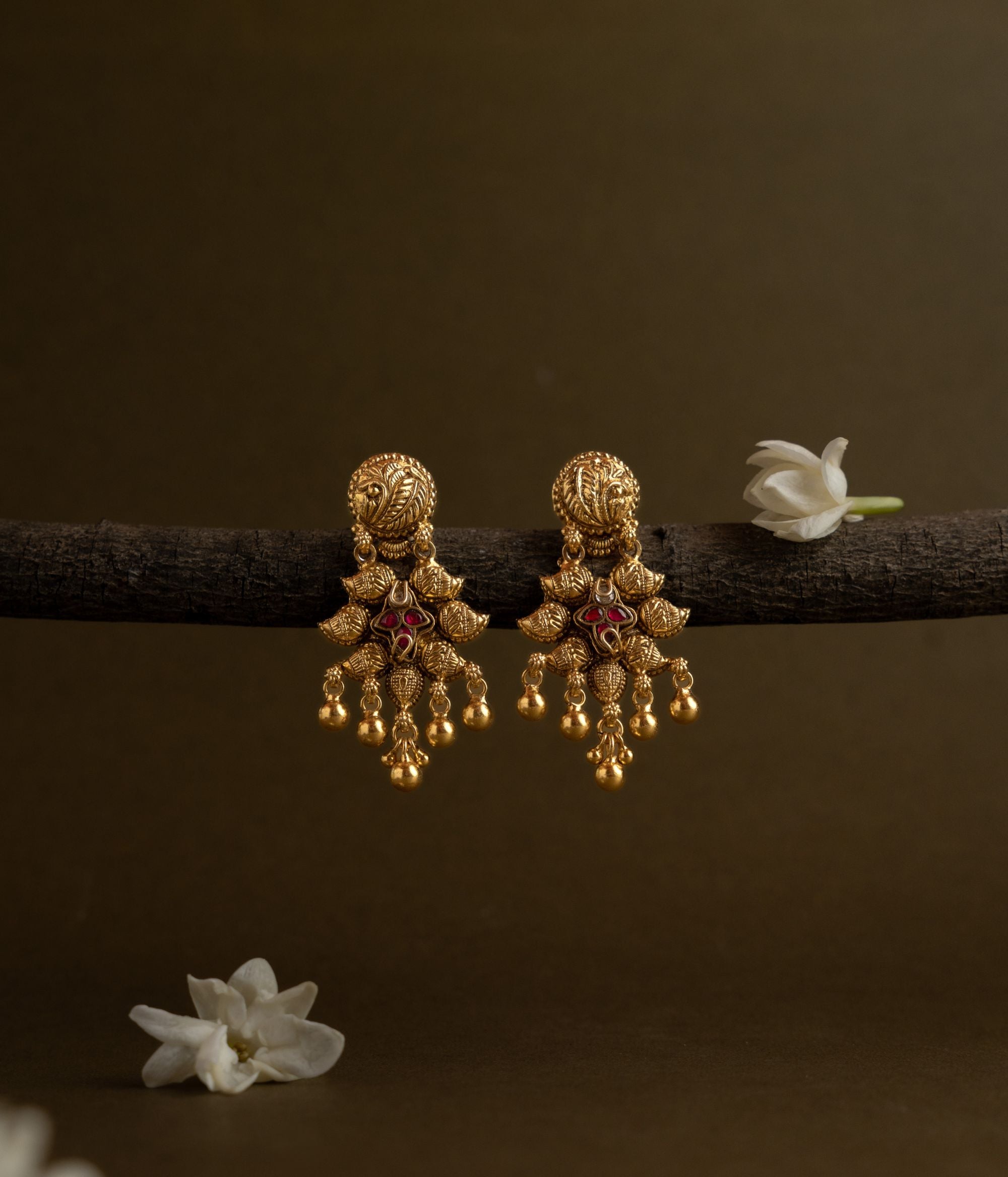 Handcrafted-silver-jewellery-earrings-Chennai.jpg