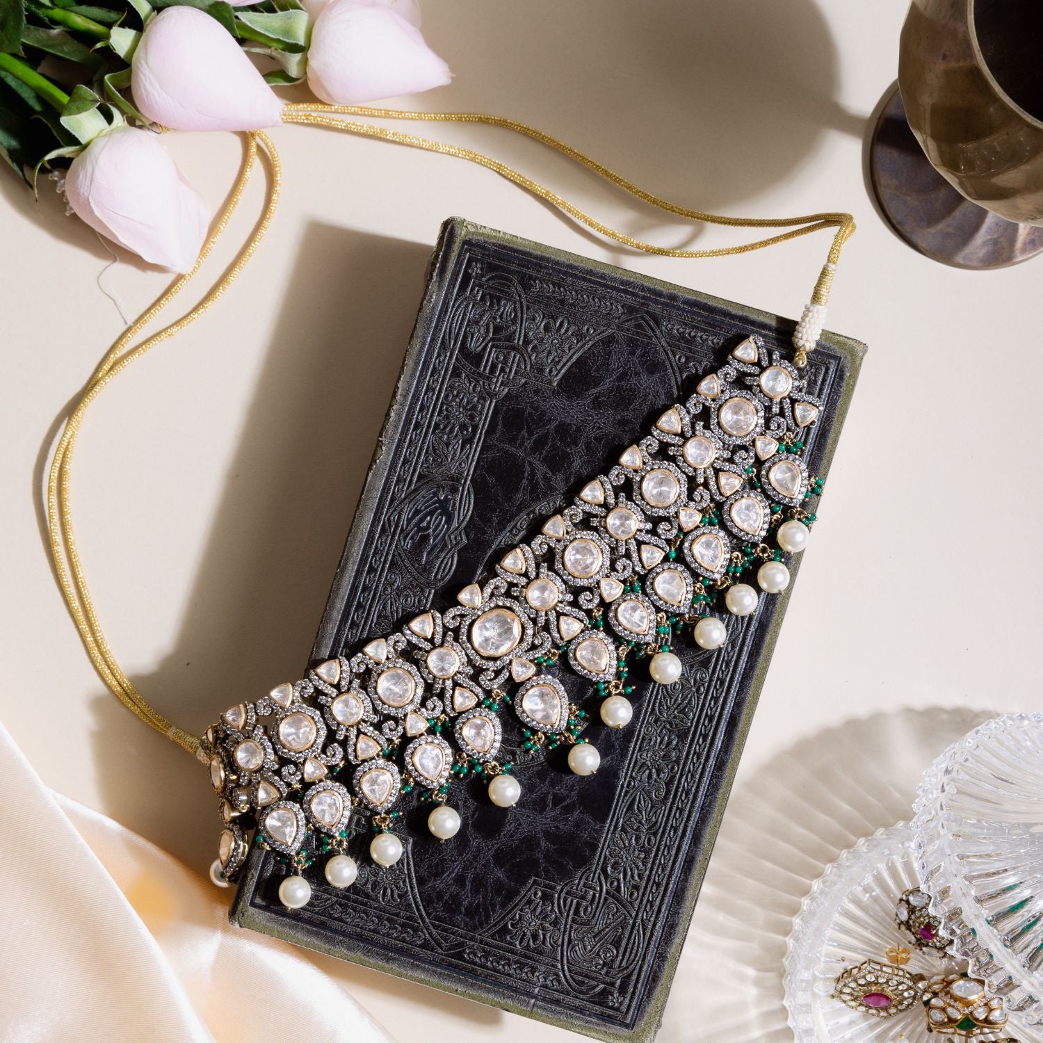 Traditional-silver-jewellery-choker-Chennai.jpg