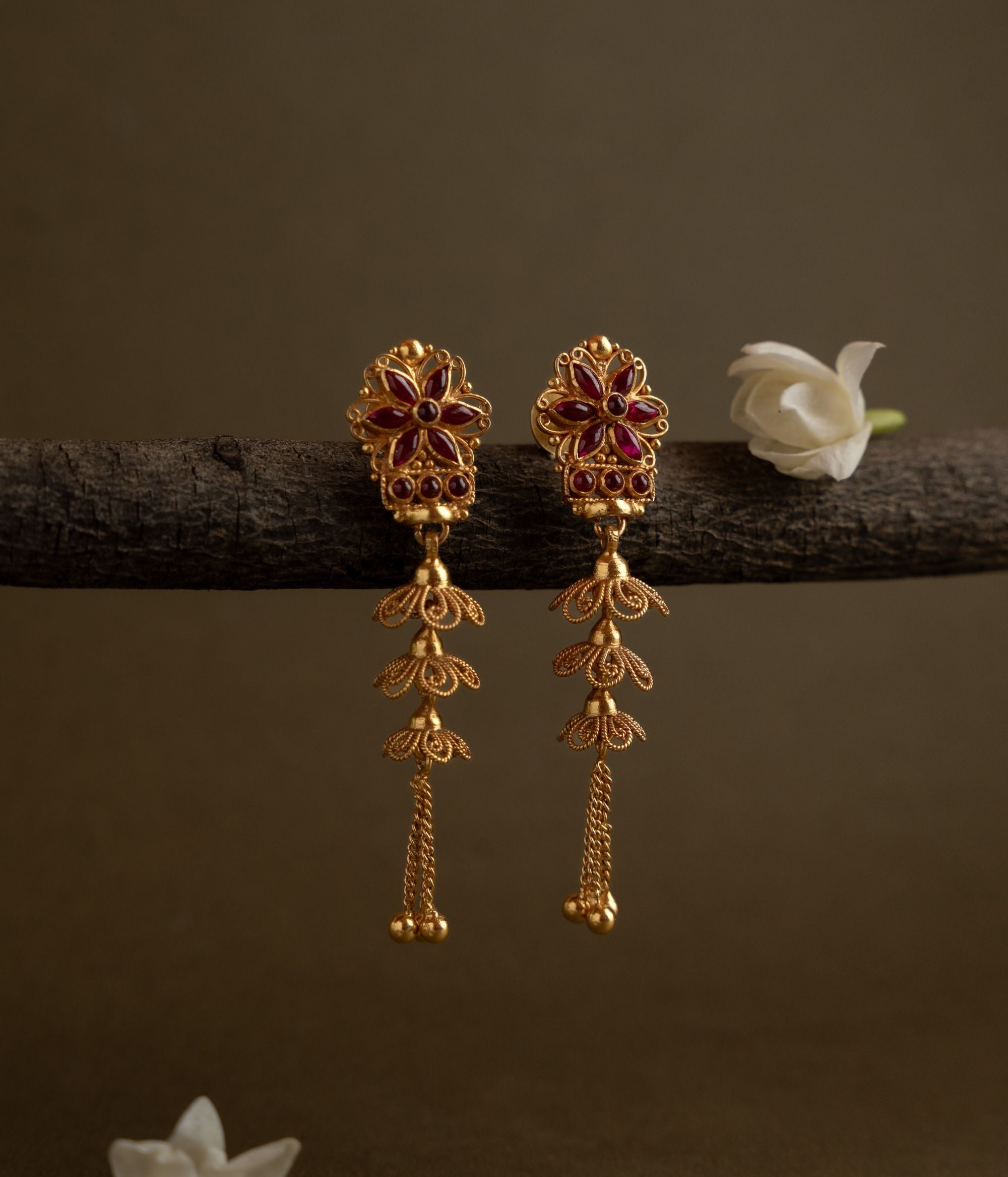Handcrafted-silver-jewellery-earrings-Chennai.jpg