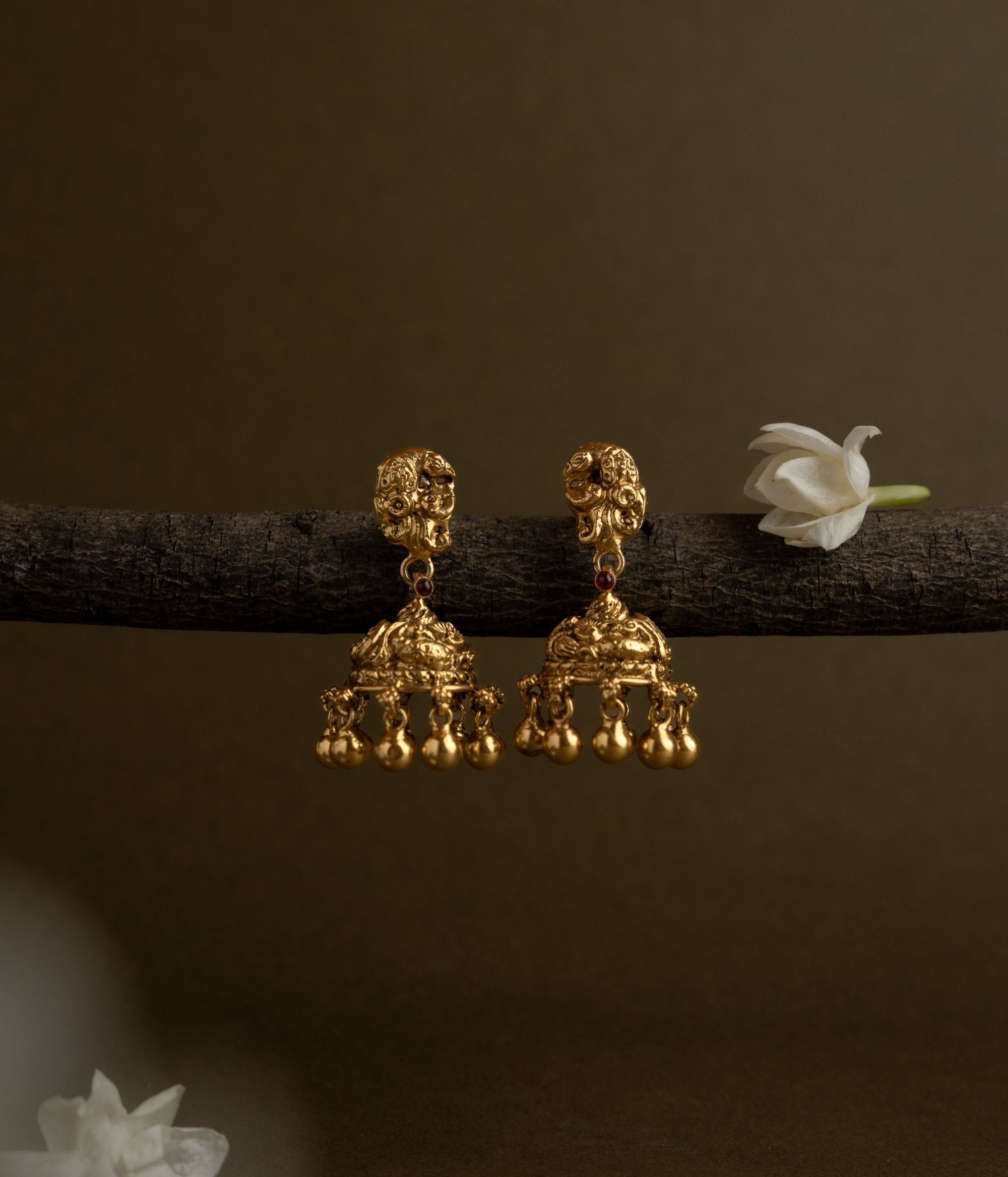 Handcrafted-silver-jewellery-earrings-Chennai.jpg
