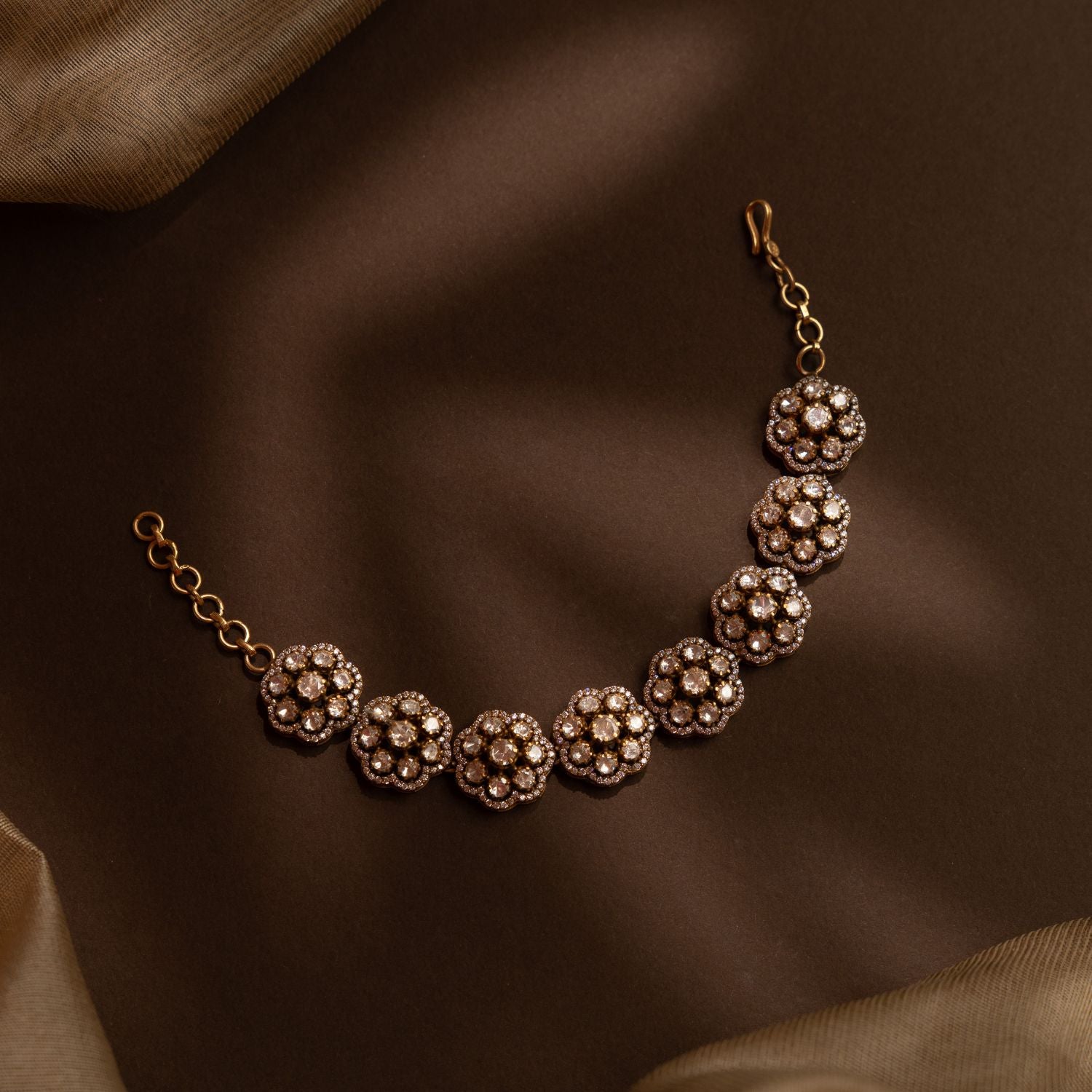 Traditional-silver-jewellery-choker-Chennai.jpg