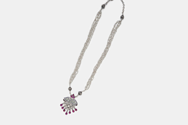 Pearls of love Necklace
