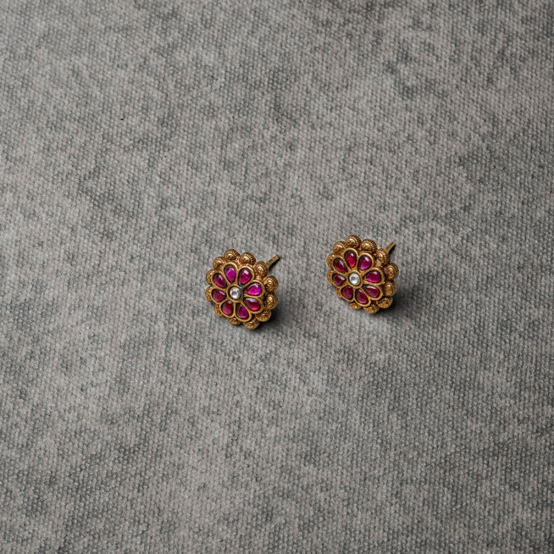 Vivia Earrings